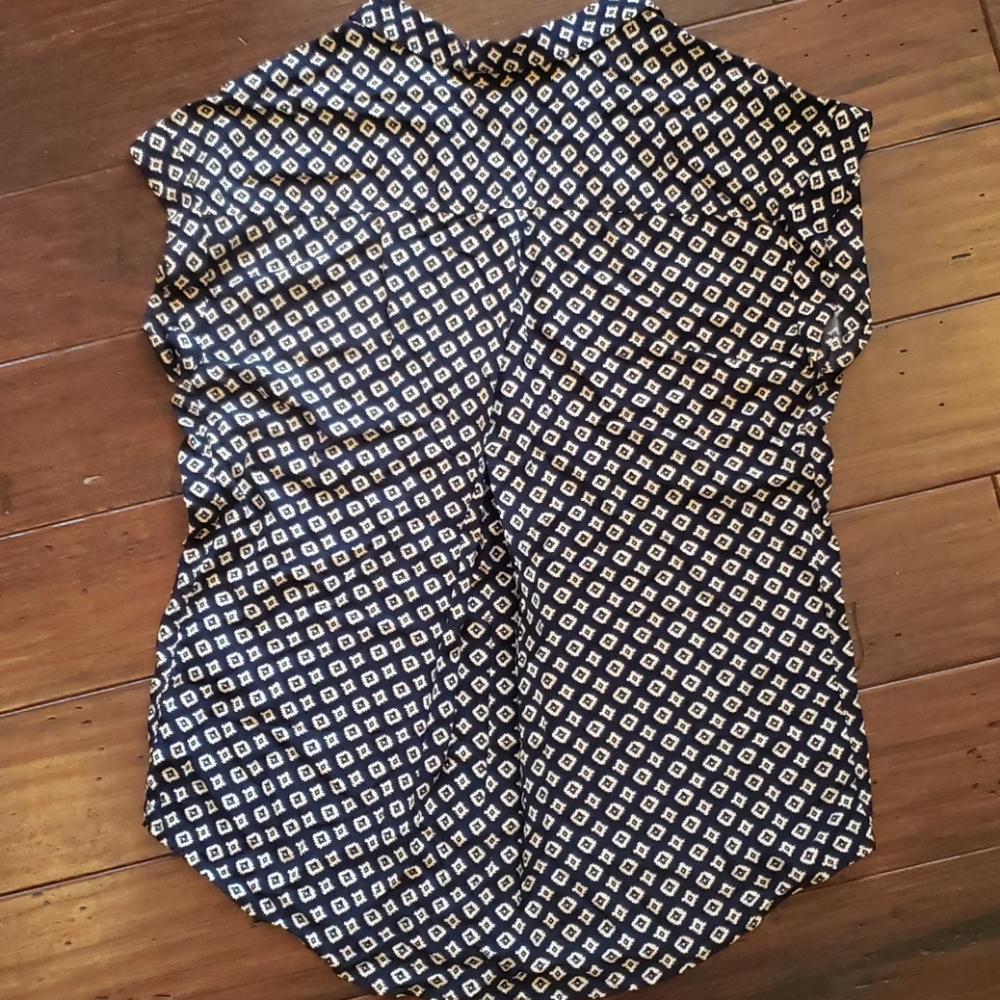 Jachs Girlfriend Button Down Medium - image 6